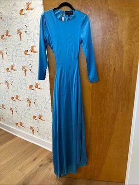 cynthia rowley blue maxi dress | Dresses | Cynthia Rowley W Shelf Bra Size Medium By Cynthia 90s grunge Gabriella A-Line Duchess Satin Size:42DD